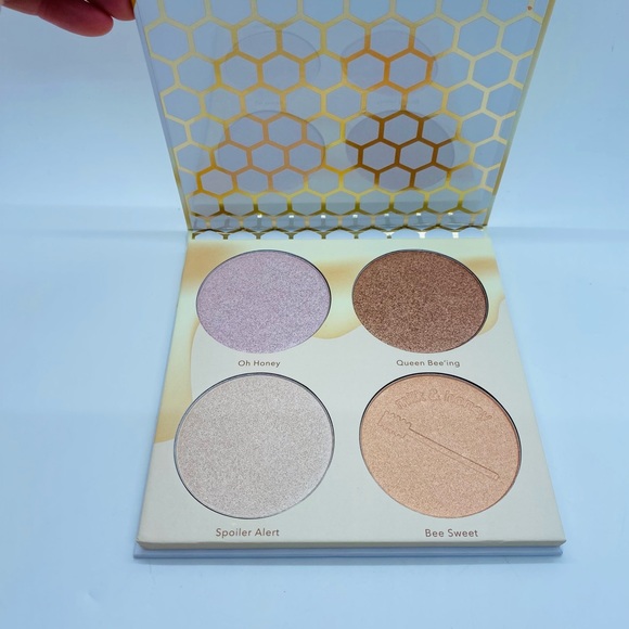 NWT BEAUTY BAKERIE Milk & Honey Highlighting Palette - Picture 2 of 8